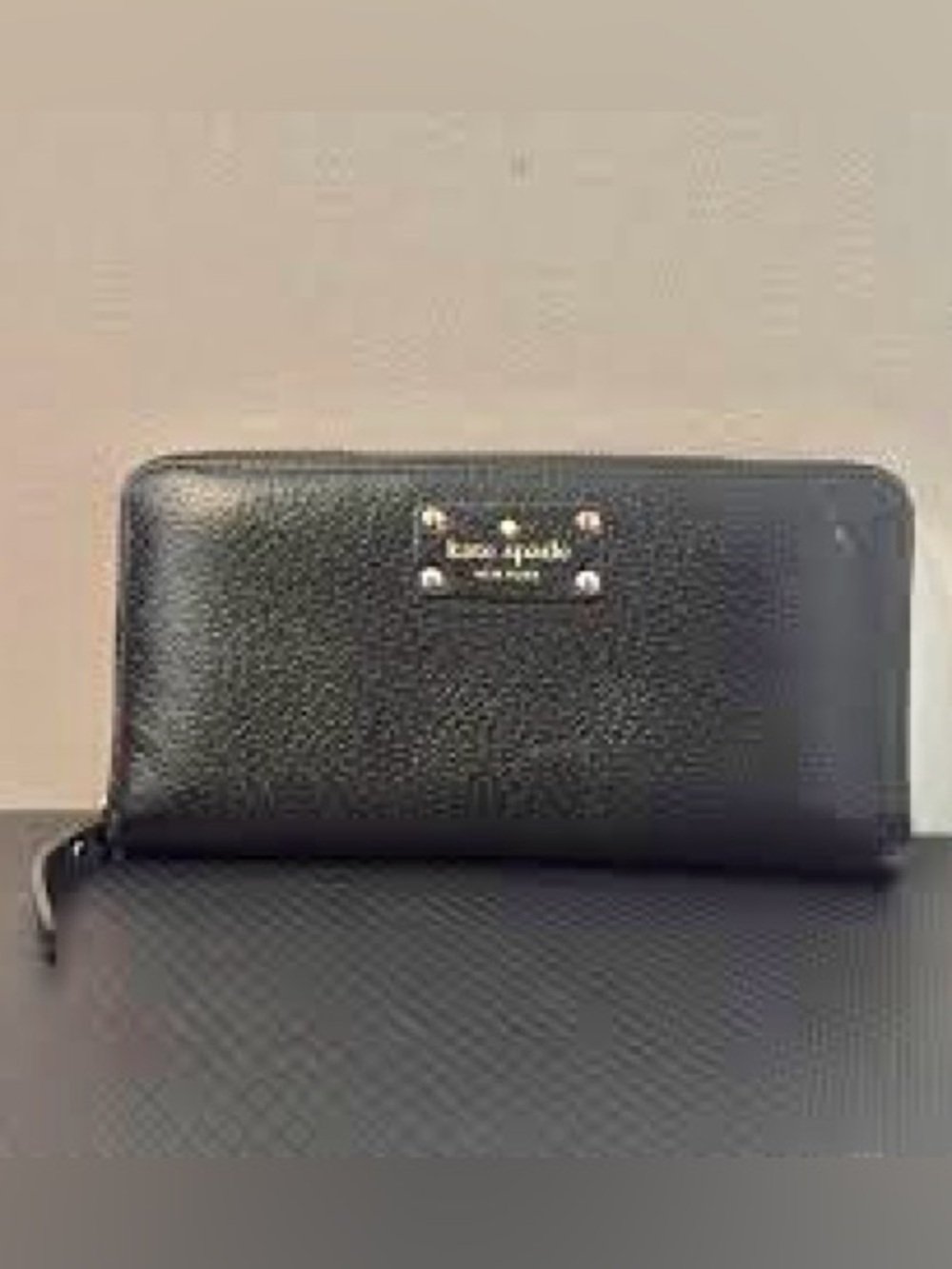 Kate Spade New York grey Wellesley Nede Continental zip around wallet